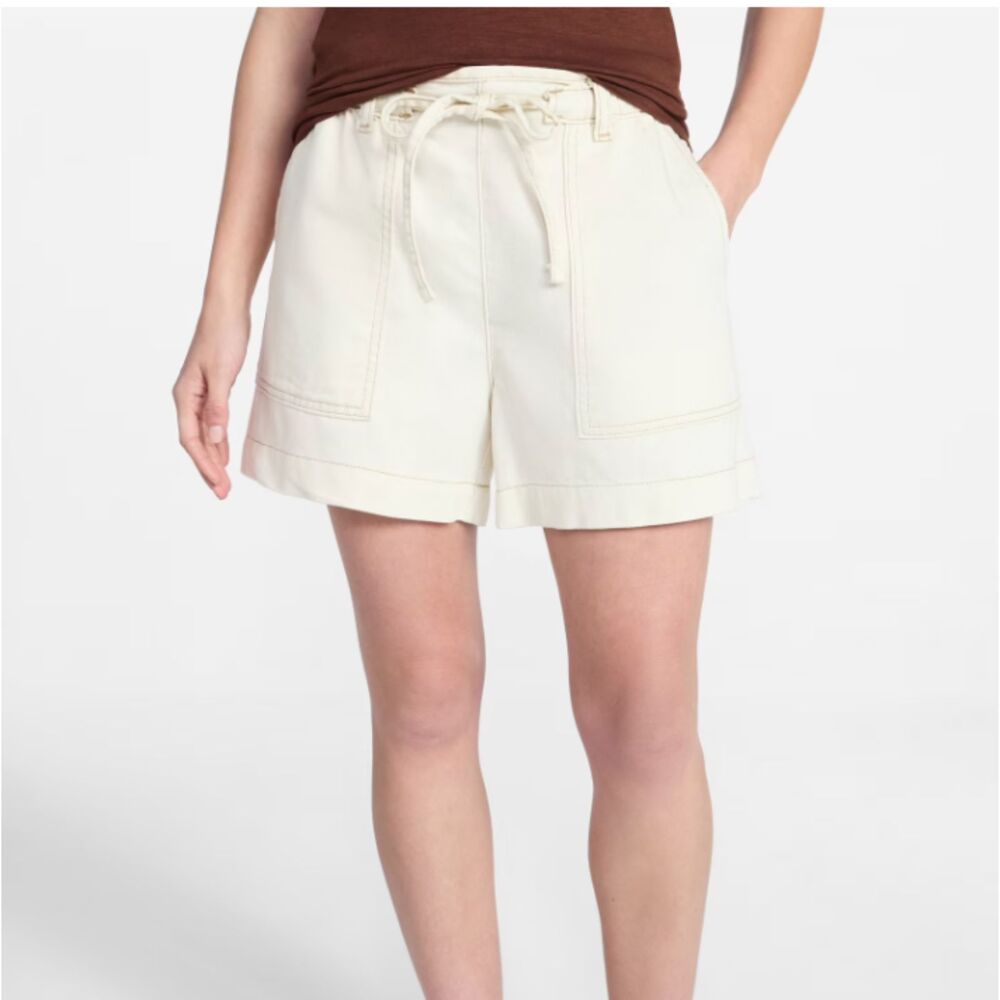 Time and Tru Women's Drapey Twill Utility Shorts, 4" Inseam